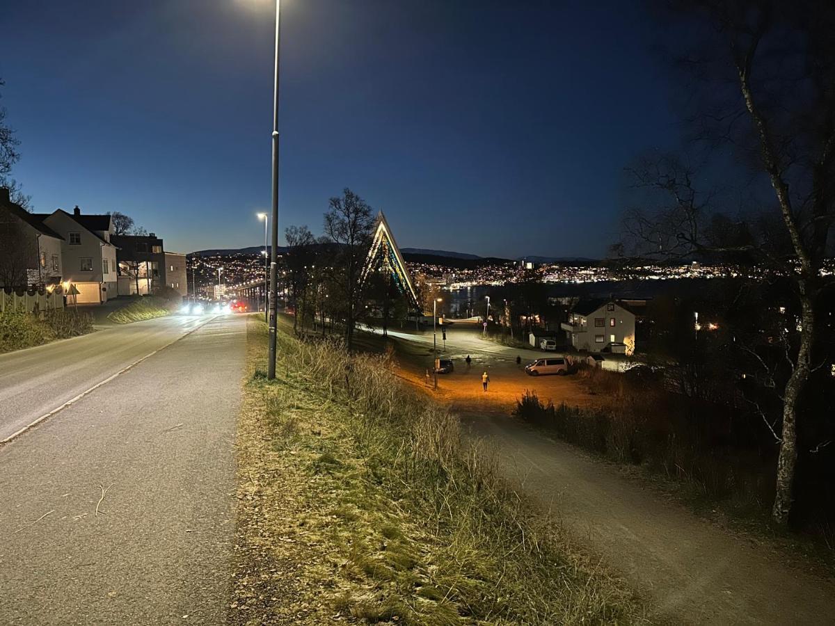 Tromsdalen Aurora Apartments Tromsø Zewnętrze zdjęcie